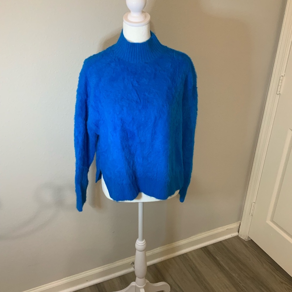 Giani Bernini Vibrant Blue Turtleneck Sweater